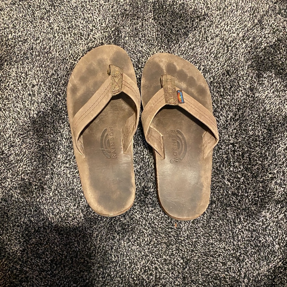 Rainbow Sandals Size M